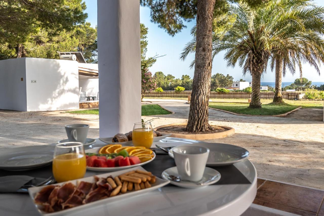 Bungalows Es Pins - Emar Hotels Playa Migjorn Dış mekan fotoğraf