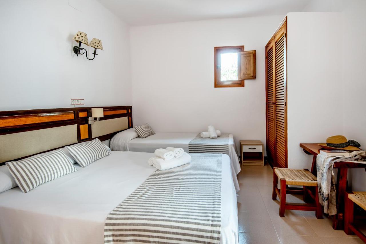 Bungalows Es Pins - Emar Hotels Playa Migjorn Dış mekan fotoğraf